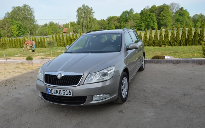 Skoda Octavia cena 18900 przebieg: 216000, rok produkcji 2009 z Nekla małe 326